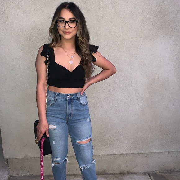 Meet your Posher, Bobbi - Picture 3 of 3